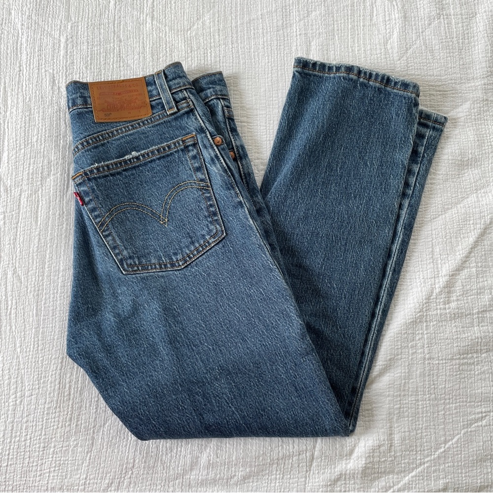 Levi’s 501 distressed cropped jeans size 26